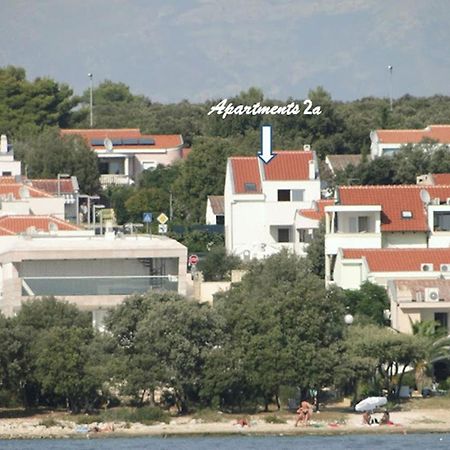 Apartments 2A Петркане Екстериор снимка