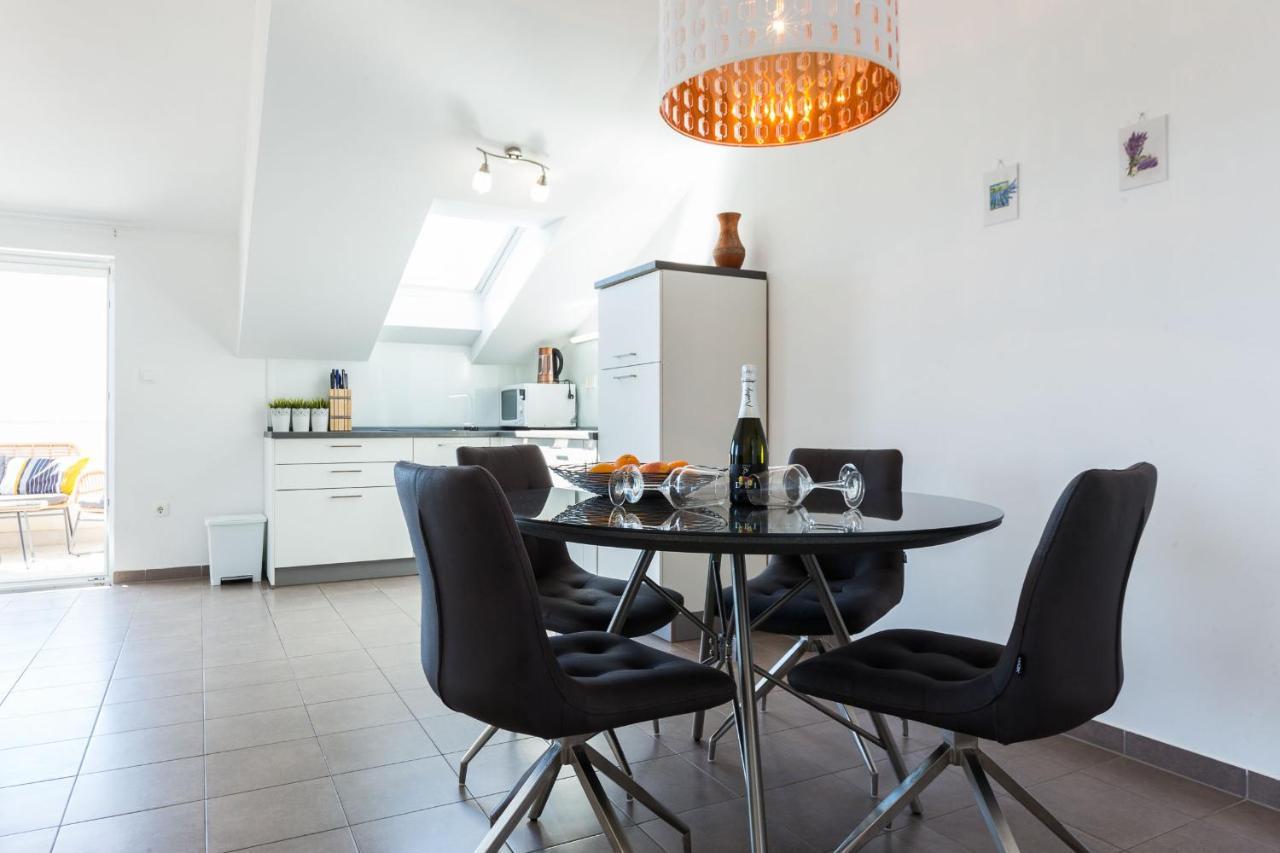 Apartments 2A Петркане Екстериор снимка
