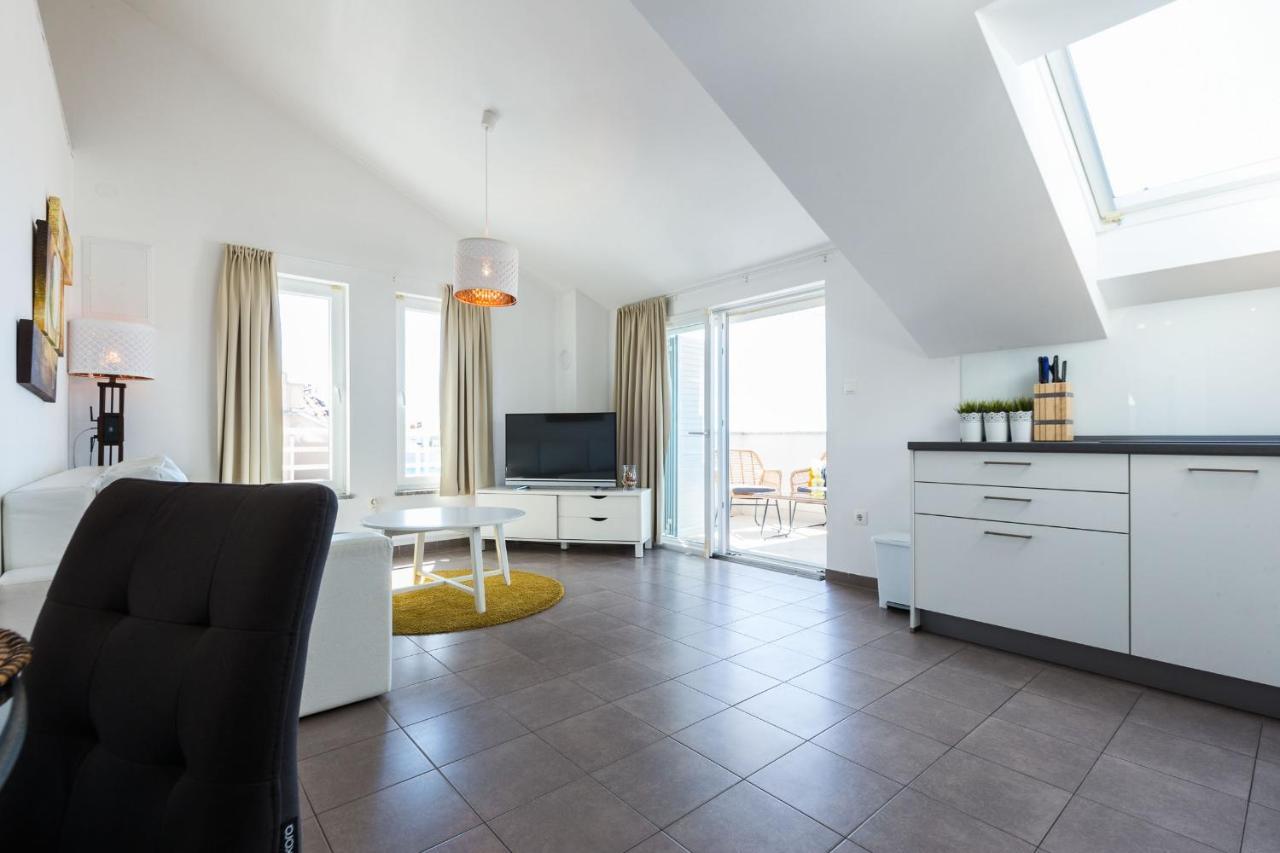 Apartments 2A Петркане Екстериор снимка