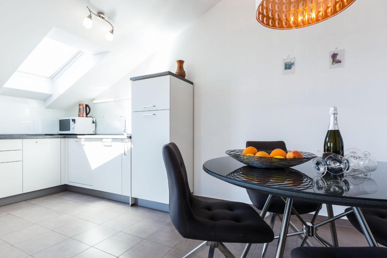 Apartments 2A Петркане Екстериор снимка